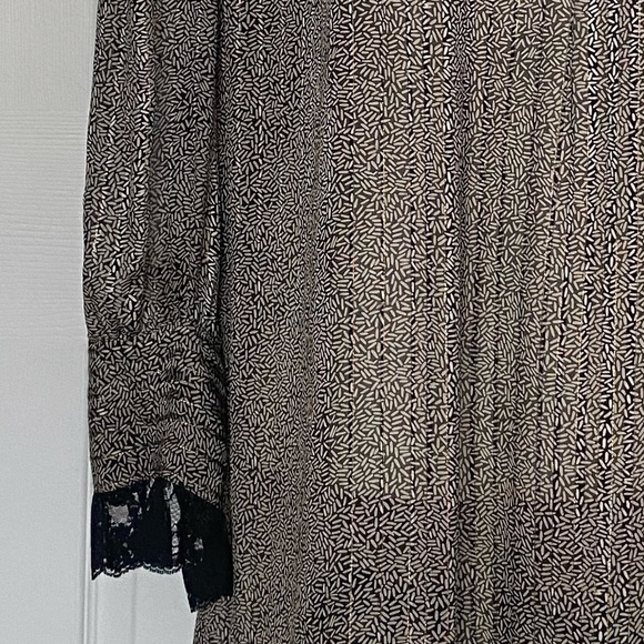 Vintage- John Yang Silk and Lace Dress - Picture 8 of 9